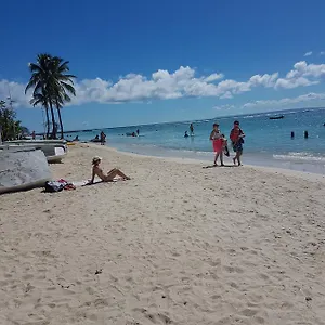 La Bonheur Hébergement de vacances Sainte-Anne (Grande-Terre)